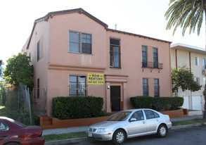 726 Maine Ave in Long Beach, CA - Building Photo