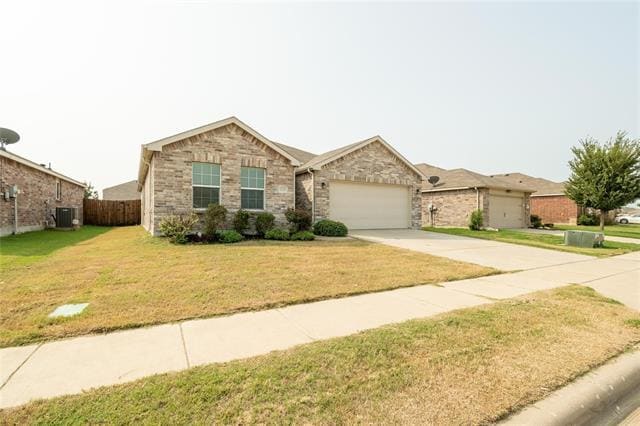 5829 Mountain Bluff Dr in Fort Worth, TX - Building Photo - Building Photo