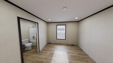 121 Desander Dr in Lansing, MI - Building Photo - Building Photo