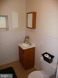 661 N 33rd St photo'