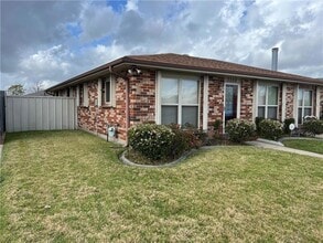 3508 Decomine St in Chalmette, LA - Building Photo - Building Photo