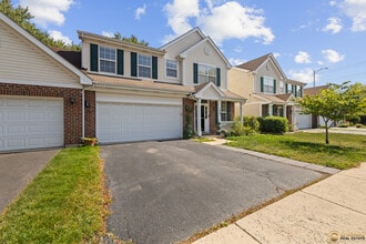 1495 Dearborn Ct in Mount Prospect, IL - Building Photo - Building Photo