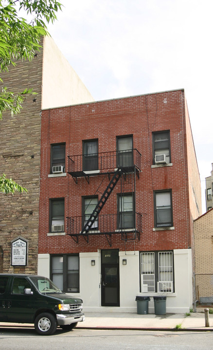 129 West 128th St in New York, NY - Building Photo