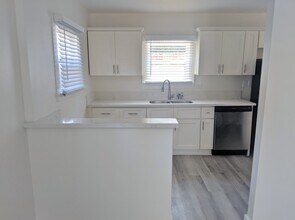 4041 Van Buren Pl in Culver City, CA - Building Photo - Building Photo