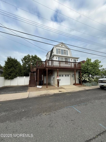 property at 66 Sea Drift Ave