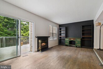 2849 Schoolhouse Cir in Silver Spring, MD - Building Photo - Building Photo