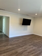 6718 Simpson Ave in Los Angeles, CA - Building Photo - Building Photo