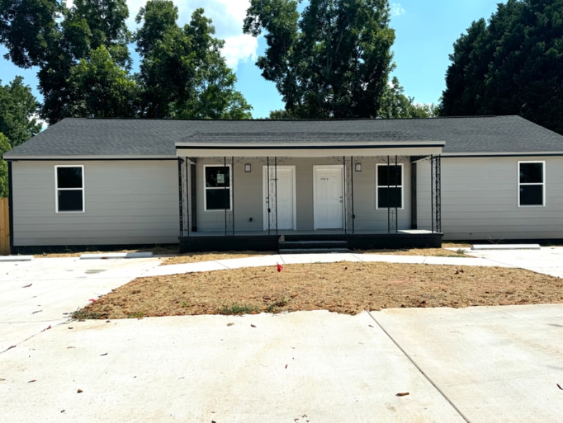 2200 Elberta Rd, Unit B in Warner Robins, GA - Building Photo