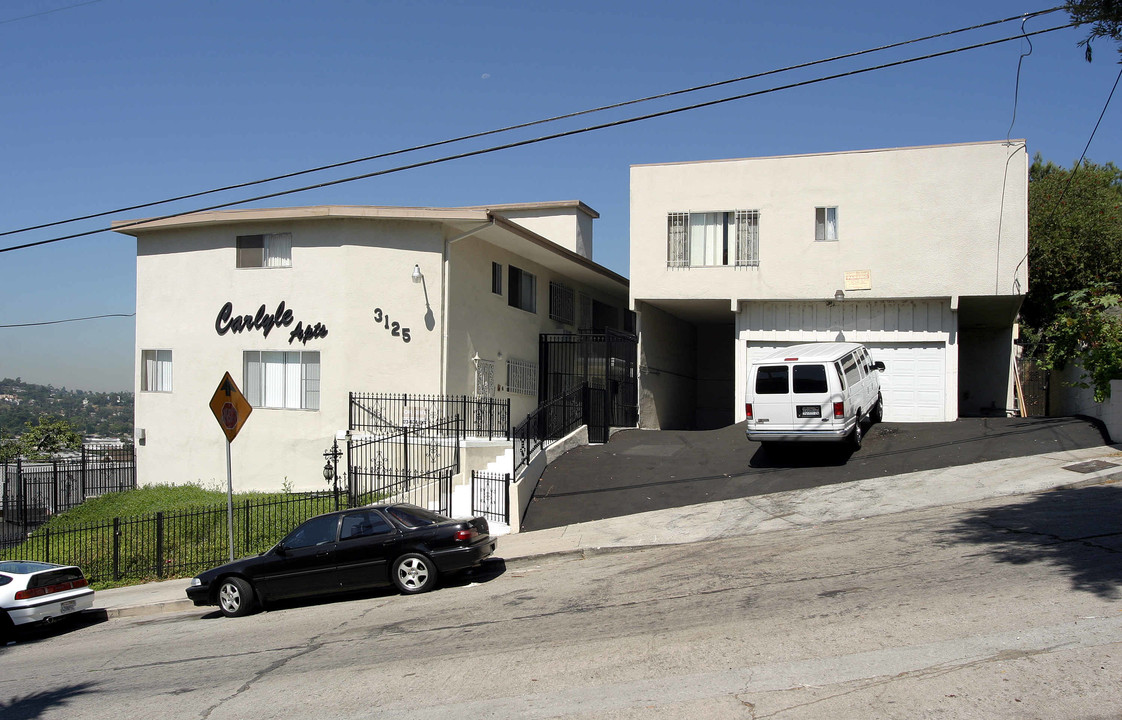 Carlyle Apartments in Los Angeles, CA - Foto de edificio