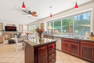 1313 Paseo Hermosa in Oceanside, CA - Building Photo - Building Photo