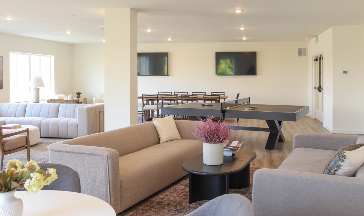The Flats At Hampden in Camp Hill, PA - Foto de edificio