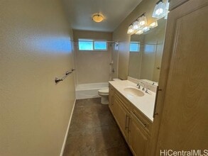 2814 Henry St in Honolulu, HI - Building Photo - Building Photo
