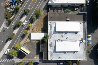 Pine Street Lofts in Portland, OR - Building Photo - Building Photo