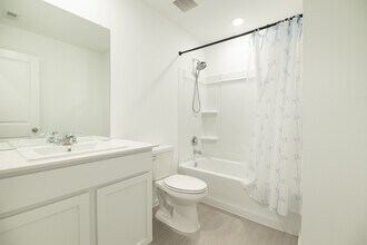 18663 Scopello Dr in New Caney, TX - Building Photo - Building Photo