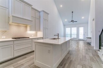 137 Claire Dr in Roanoke, TX - Building Photo - Building Photo