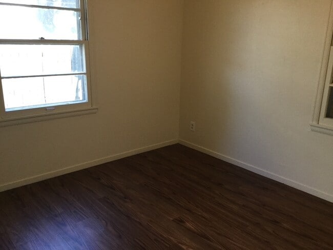 5342 N 27th St in Milwaukee, WI - Building Photo - Building Photo