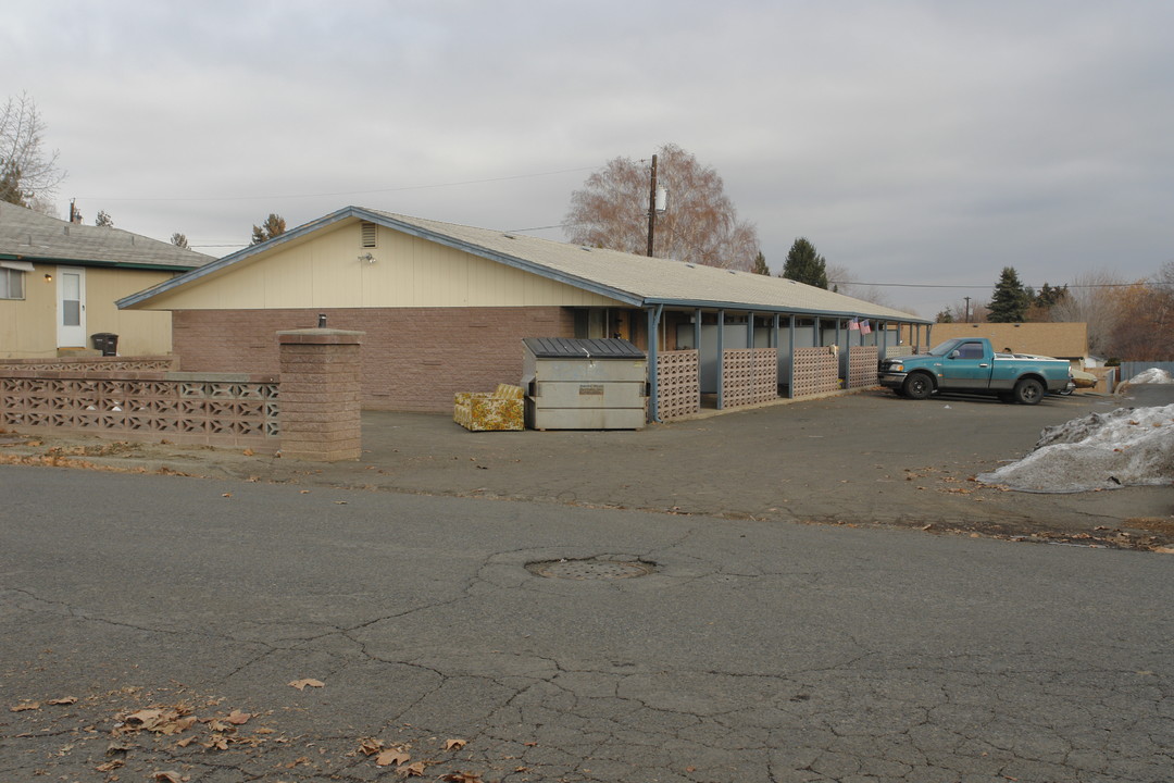 El Ray in Yakima, WA - Building Photo