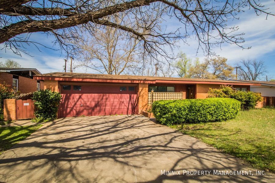 3208 38th St in Lubbock, TX - Building Photo