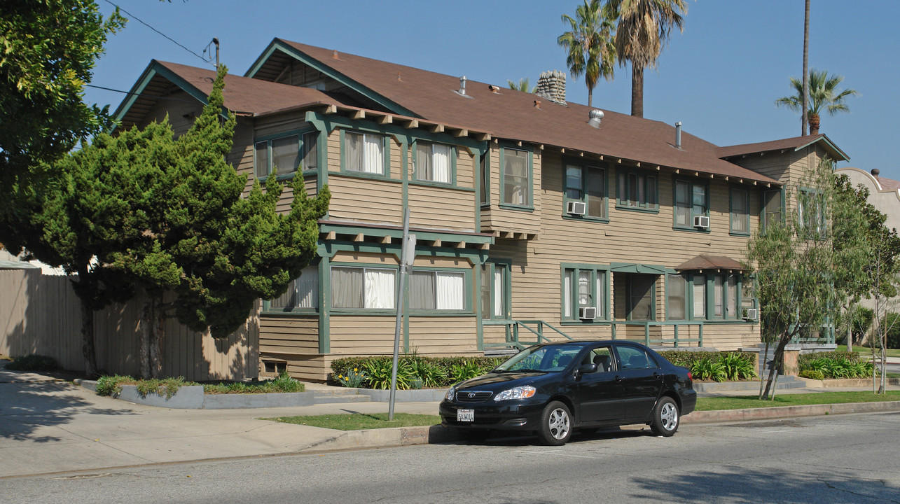 923 Fremont Ave in South Pasadena, CA - Foto de edificio