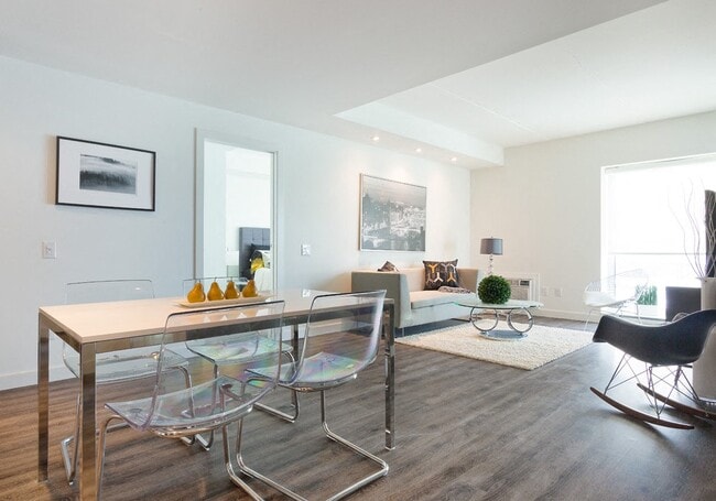 The Spot At 2815 Pembina in Winnipeg, MB - Foto de edificio - Building Photo