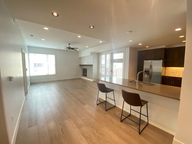 property at 3301 Arapahoe Ave