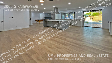3005 S Fairway Dr in Tempe, AZ - Building Photo - Building Photo