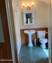 220 E Vermont Ave in Southern Pines, NC - Building Photo - Building Photo