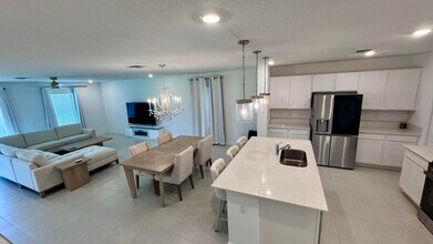6731 Windwood Wy in Port St. Lucie, FL - Building Photo - Building Photo