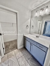 3845 Valley View Ct in Gainesville, GA - Foto de edificio - Building Photo