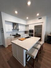 3609 Rivington in Irvine, CA - Foto de edificio - Building Photo