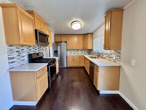 2742 Broadmoor Ave in Concord, CA - Building Photo - Building Photo