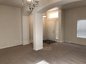 2148 S Ensenada Cir SE in Rio Rancho, NM - Building Photo - Building Photo