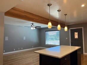 199 Walnut St in Elko, NV - Building Photo - Building Photo