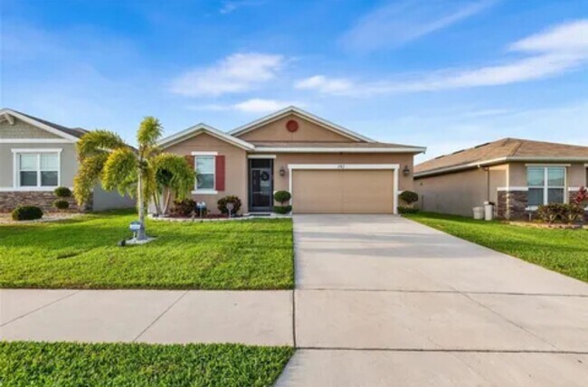 192 Lake Smart Cir in Winter Haven, FL - Building Photo - Building Photo
