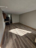 7900 S Orange Blossom Trl, Unit 2075 in Orlando, FL - Building Photo