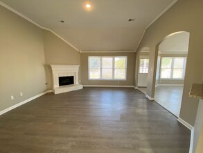 2084 Bohemia Cove in Memphis, TN - Building Photo - Building Photo