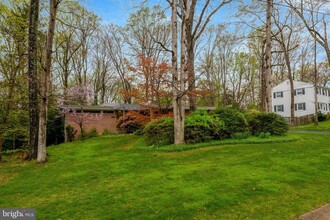 3602 Lido Pl in Fairfax, VA - Building Photo - Building Photo