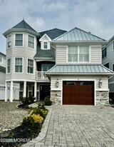 79 Pershing Blvd in Lavallette, NJ - Building Photo