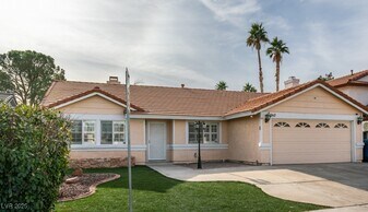 362 Umbria Way in Henderson, NV - Building Photo