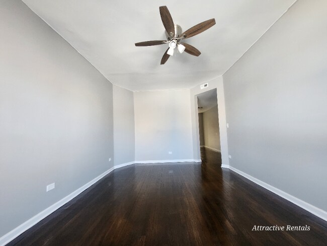 3658 S Indiana Ave in Chicago, IL - Building Photo - Building Photo