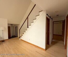 21 Cramer Rd in Rhinebeck, NY - Building Photo - Building Photo