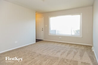 744 Newell Ave in Calumet City, IL - Building Photo - Building Photo