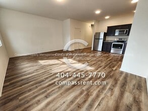 2365 Camden Oak Way in Lithonia, GA - Building Photo - Building Photo