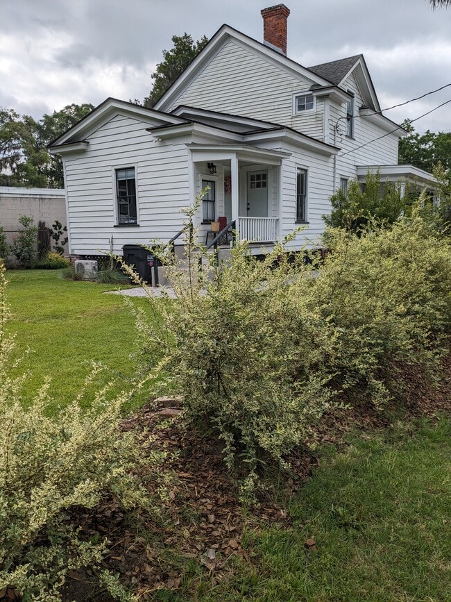 1215 Prince St, Unit Downtown Gem