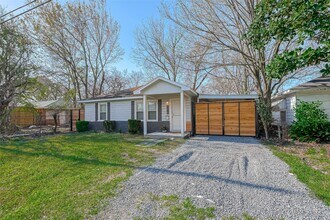 3818 Noah St in Houston, TX - Building Photo - Building Photo