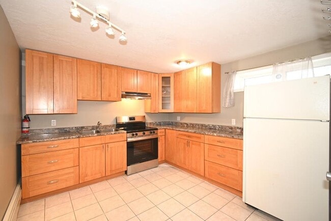 property at 2033 Norwood St