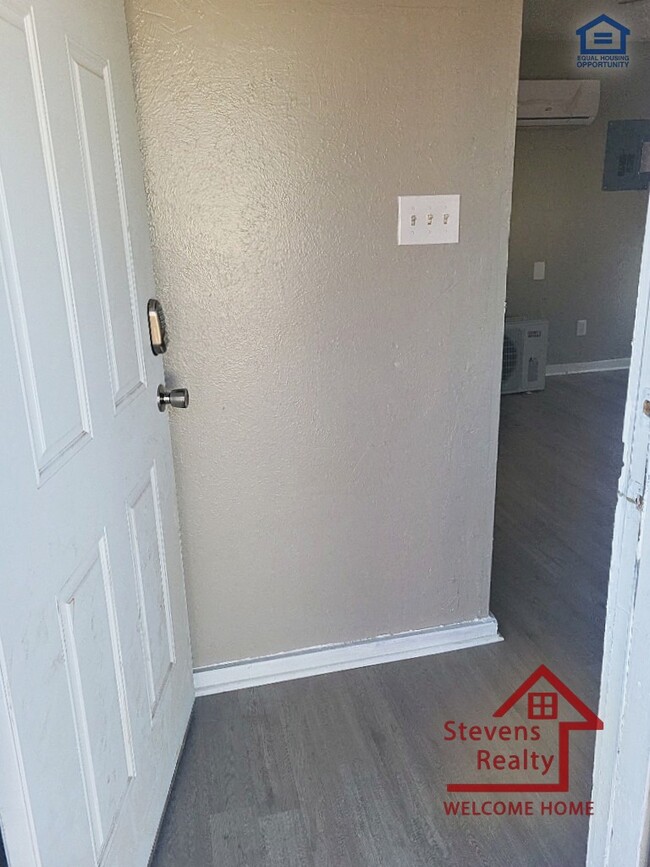 307 1/2 SW 19th St in Lawton, OK - Building Photo - Building Photo