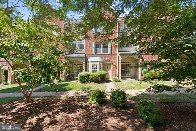 property at 11892 Breton Ct