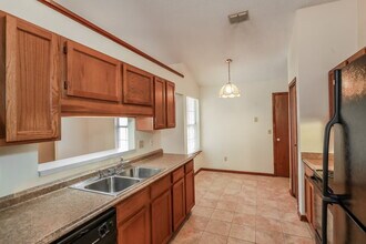 2115 Center Way in Middleburg, FL - Building Photo - Building Photo