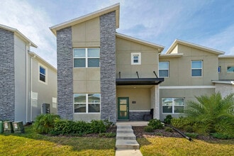 1140 Kingsbarn St in Davenport, FL - Building Photo - Building Photo